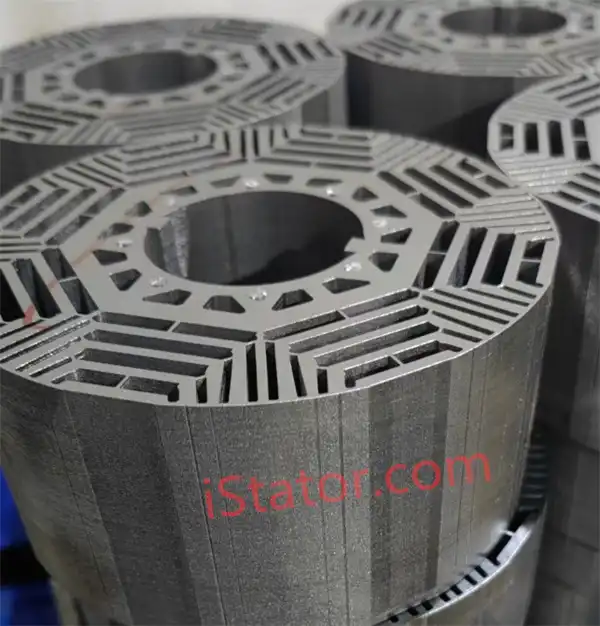 Estratehian Manma'gas Para i Rotor yan Stator Stack Lamination Riveting